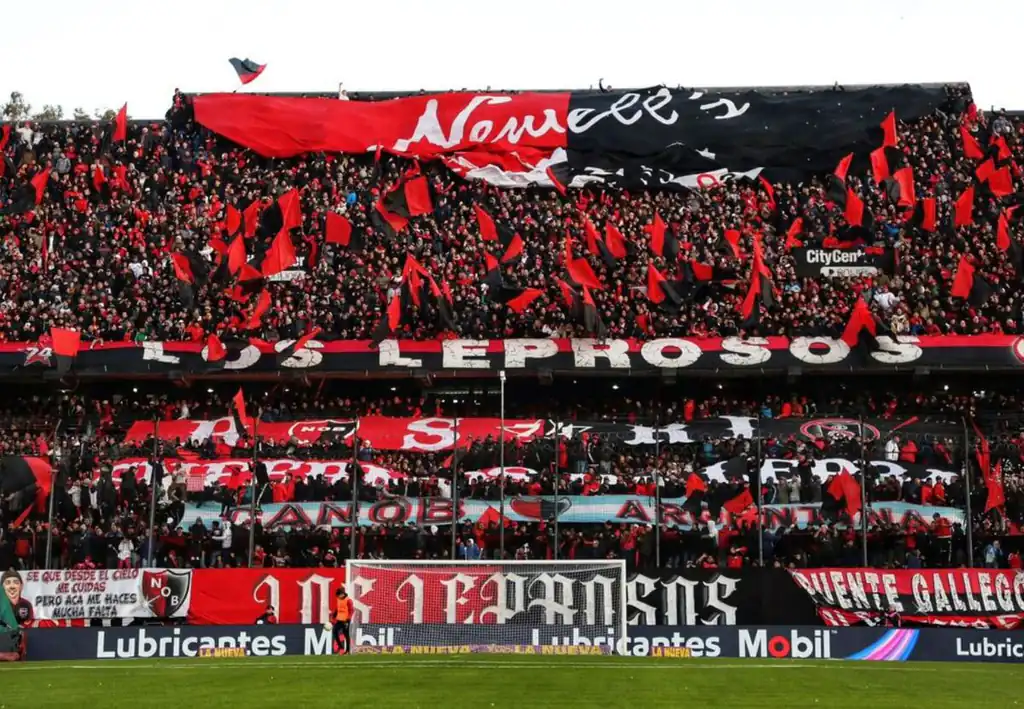 La hinchada de Newell's Old Boys en la tribuna